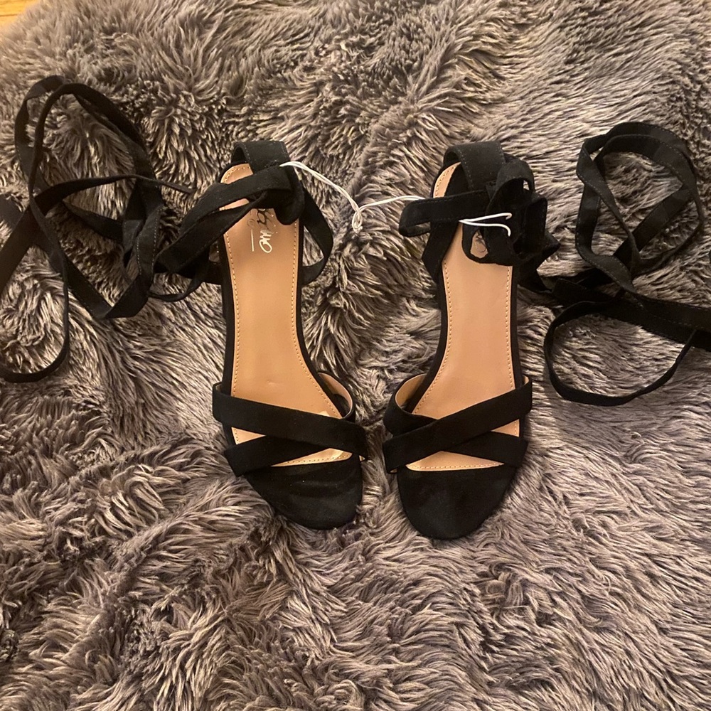 Tie up sandal heels